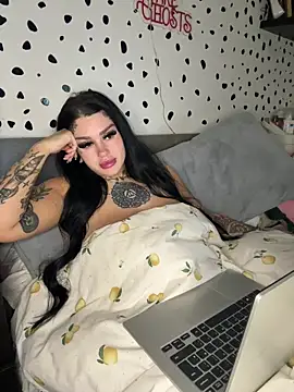 tempzzz12 online show from May 11, 2026, 7:32 am