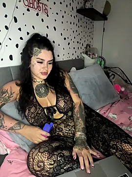 tempzzz12 online show from September 26, 2025, 3:19 pm