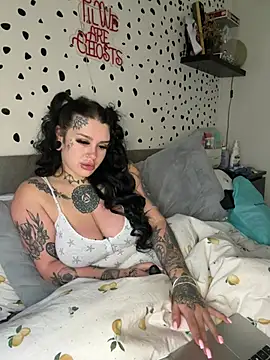 tempzzz12 online show from June 3, 2026, 5:19 am