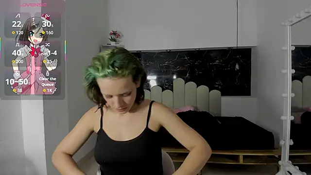 Annyrosee online show from October 1, 2025, 9:29 pm