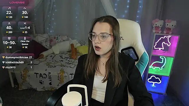 kaisajenner online show from March 18, 2025, 12:30 am