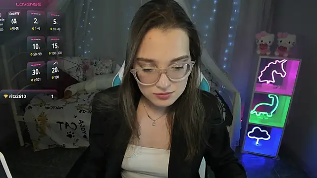 kaisajenner online show from March 17, 2025, 9:24 pm