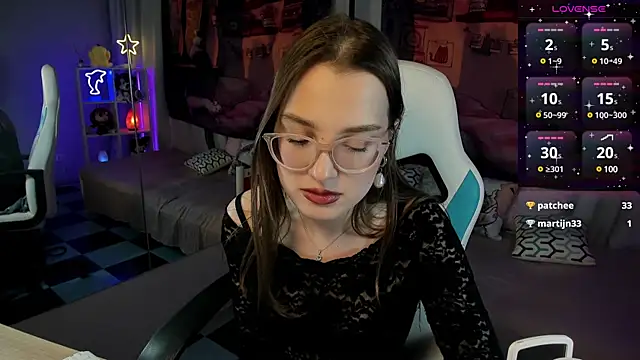 kaisajenner online show from March 4, 2025, 6:50 pm