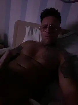 Jamesdeanmcqueen online show from February 9, 2025, 6:11 am