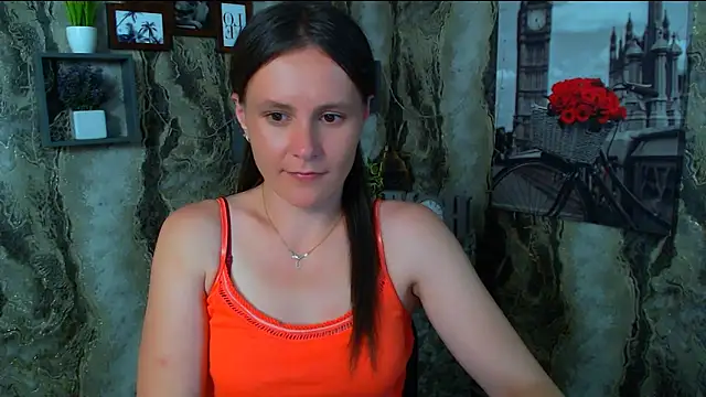 ValeriaHeart  online show from May 26, 2026, 2:26 pm