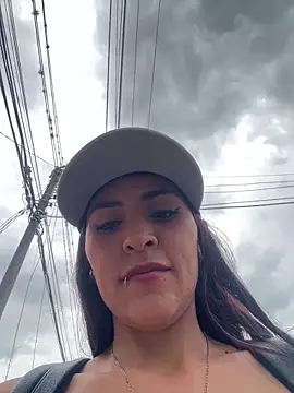 Snapshot of Sofiadelacruz chatting on June 3, 2026, 7:40 pm Sofiadelacruz online show from June 3, 2026, 7:40 pm