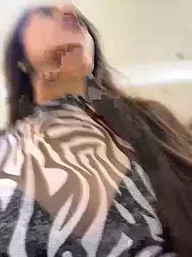 Sofiadelacruz online show from April 10, 2026, 7:10 pm