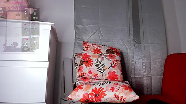 Snapshot of curly_sweett1 chatting on February 21, 2025, 5:09 pm curly sweett1 online show from February 21, 2025, 5:09 pm