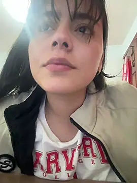 Snapshot of megan_cl chatting on March 10, 2025, 5:00 am megan cl online show from March 10, 2025, 5:00 am