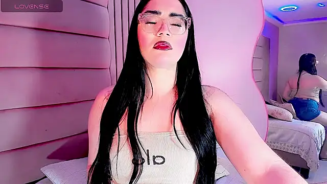 Dalis Hills online show from April 1, 2026, 4:58 am