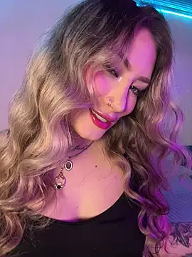 Lally Valencia   online show from November 6, 2025, 6:06 am