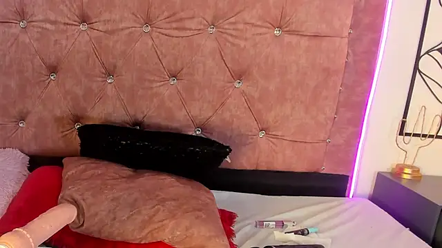 Violetta Ficher online show from March 18, 2025, 5:12 am