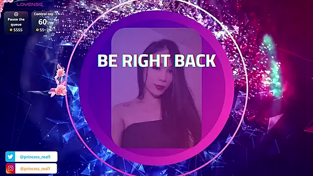 Snapshot of princess0303 chatting on October 24, 2025, 5:28 am princess0303 online show from October 24, 2025, 5:28 am