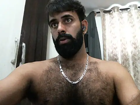 Snapshot of indianhairybull chatting on April 25, 2026, 4:48 am indianhairybull online show from April 25, 2026, 4:48 am