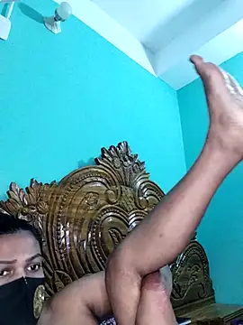 Snapshot of monekhan123 chatting on November 19, 2025, 1:33 pm monekhan123 online show from November 19, 2025, 1:33 pm