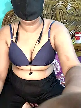 Snapshot of monekhan123 chatting on September 30, 2025, 4:46 pm monekhan123 online show from September 30, 2025, 4:46 pm