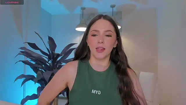 BeccaBaxter online show from September 19, 2025, 6:45 pm