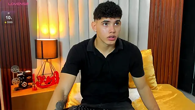 Justin mack online show from November 25, 2025, 7:36 pm