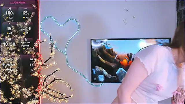 Snapshot of kitness_sky chatting on February 6, 2025, 4:36 pm kitness sky online show from February 6, 2025, 4:36 pm