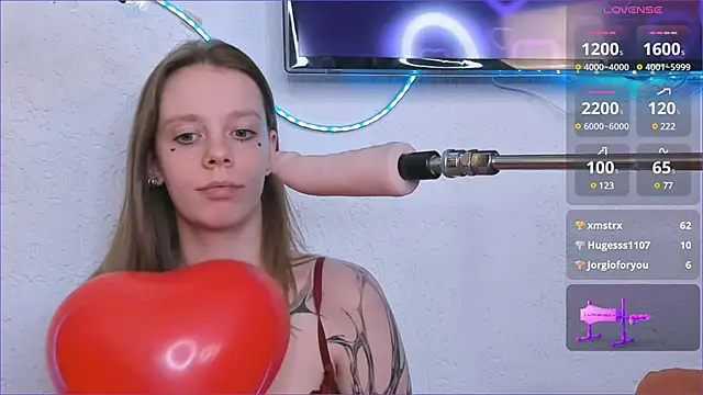 Snapshot of kitness_sky chatting on February 19, 2025, 12:55 pm kitness sky online show from February 19, 2025, 12:55 pm