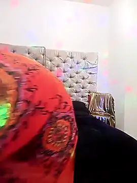 Pantaneirasexy online show from May 1, 2026, 1:10 am