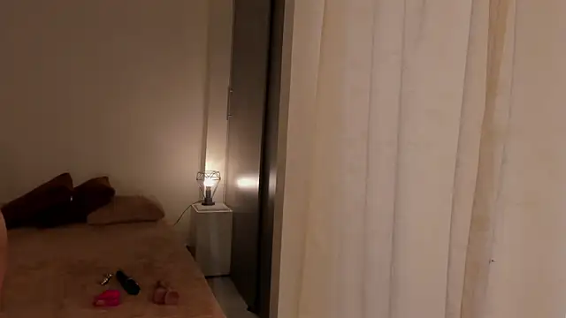 leahaltomm online show from March 17, 2025, 9:35 pm