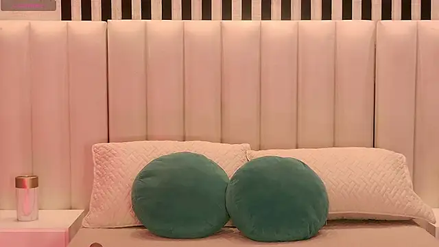 AmaiaHaywood online show from January 8, 2026, 5:13 am