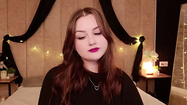 Kendra Parlow online show from October 5, 2025, 8:43 pm