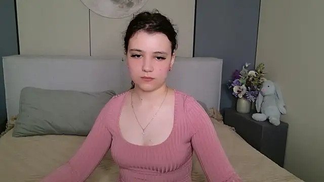 Snapshot of Pauline_Heaven chatting on July 5, 2026, 5:58 am Pauline Heaven online show from July 5, 2026, 5:58 am
