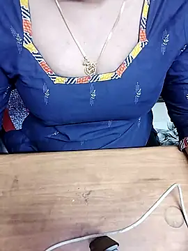 Tamil Radha online show from October 29, 2025, 6:07 pm