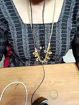 Tamil Radha online show from October 12, 2025, 12:56 am