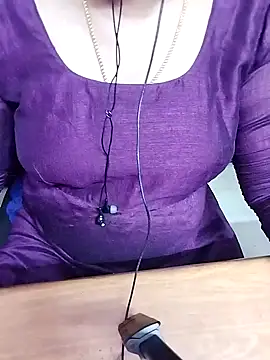 Tamil Radha online show from October 25, 2025, 1:38 am