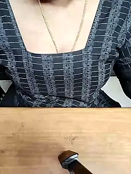 Tamil Radha online show from November 16, 2025, 12:59 am