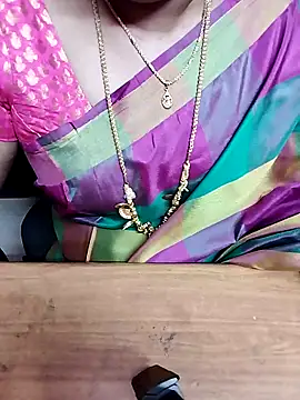 Tamil Radha online show from October 7, 2025, 6:09 pm