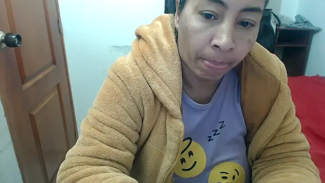 Siblleyx online show from March 17, 2025, 6:11 pm