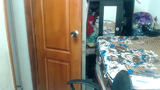 Siblleyx online show from September 22, 2025, 8:04 pm