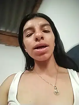 Ariell Kieran online show from June 19, 2026, 9:42 pm