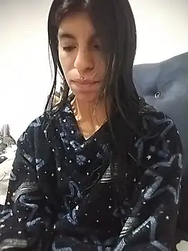 Ariell Kieran online show from July 15, 2026, 1:56 am