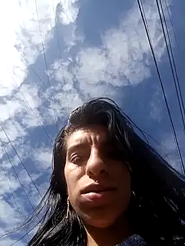 Ariell Kieran online show from November 29, 2025, 1:44 pm