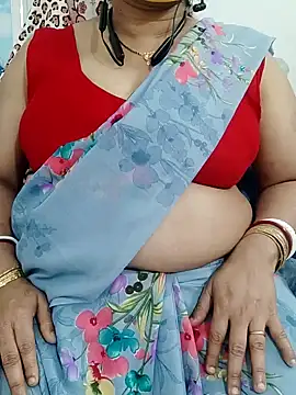 Snapshot of o-radha chatting on February 12, 2025, 11:30 pm o-radha online show from February 12, 2025, 11:30 pm