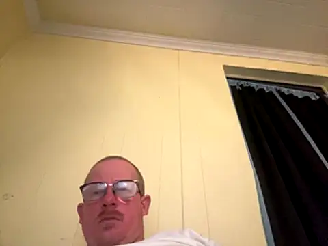 ClimbedCaelum online show from November 30, 2025, 6:36 am