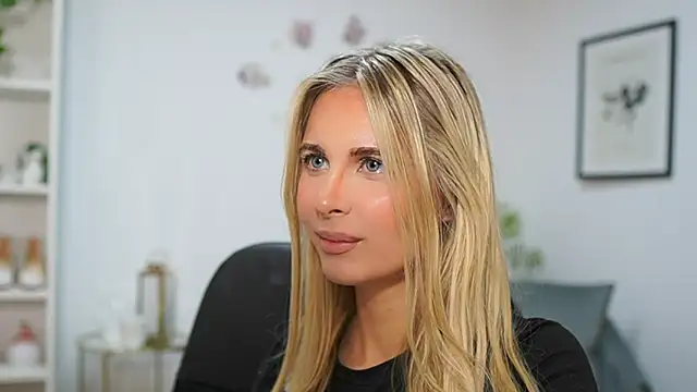 Snapshot of catecrago_ chatting on March 19, 2025, 12:01 pm catecrago online show from March 19, 2025, 12:01 pm