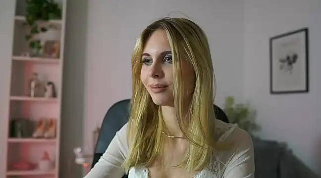 Snapshot of catecrago_ chatting on February 17, 2025, 9:03 am catecrago online show from February 17, 2025, 9:03 am