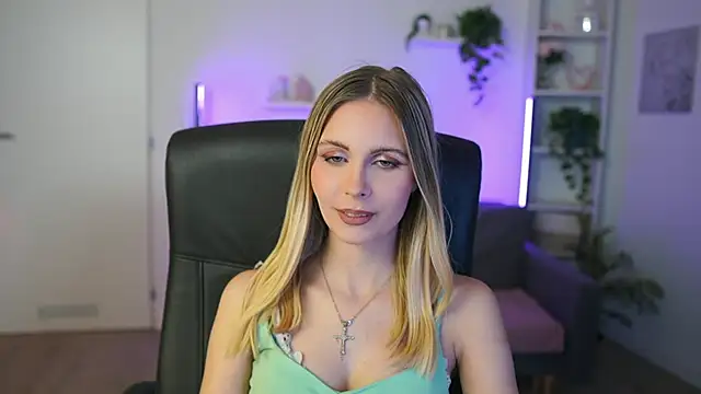 catecrago  online show from February 9, 2026, 2:04 pm