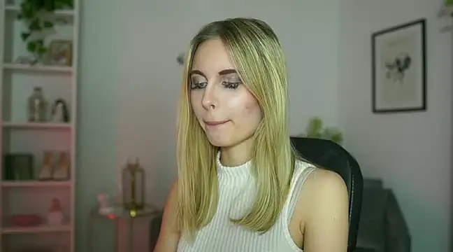 Snapshot of catecrago_ chatting on February 18, 2025, 5:09 pm catecrago online show from February 18, 2025, 5:09 pm