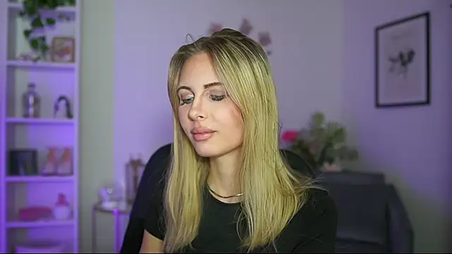 Snapshot of catecrago_ chatting on February 25, 2025, 4:57 pm catecrago online show from February 25, 2025, 4:57 pm