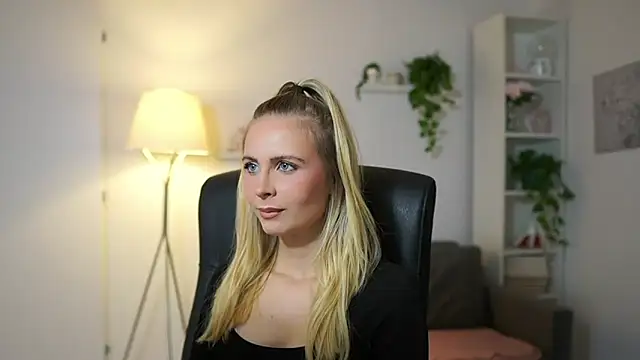 Snapshot of catecrago_ chatting on September 25, 2025, 8:31 am catecrago online show from September 25, 2025, 8:31 am