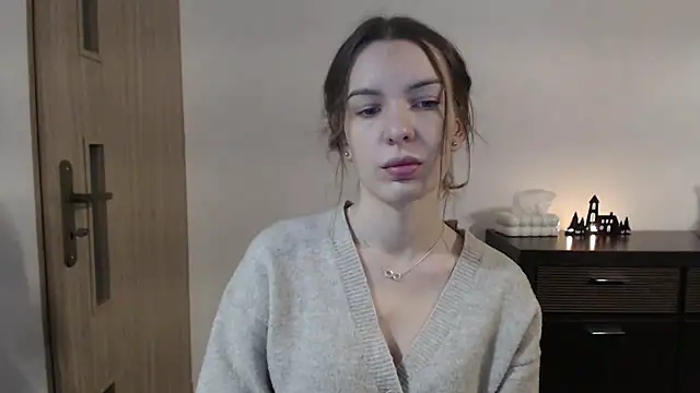 aurora lust online show from January 15, 2026, 6:39 am