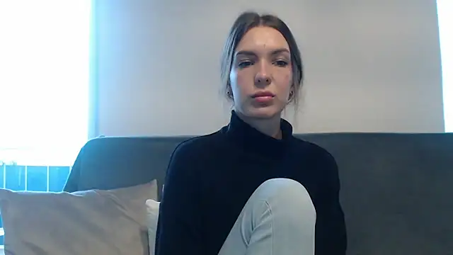 aurora lust online show from October 3, 2025, 5:42 am