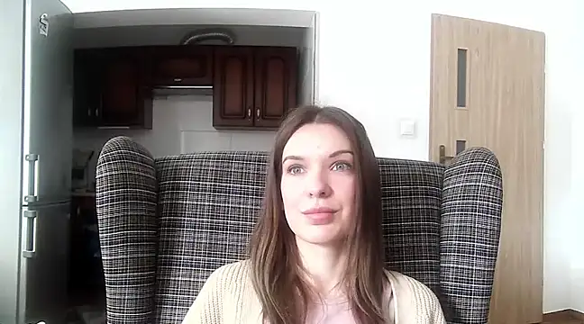 aurora lust online show from February 18, 2025, 11:00 am